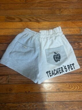 Manière De Voir Light Gray Elastic Waistband Lounge Shorts